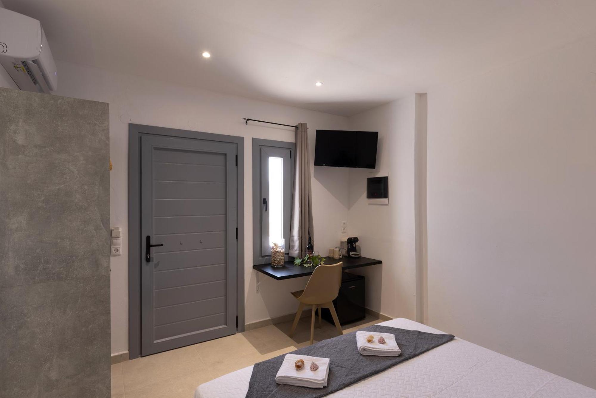 Chrysonisos Suites With Sunset & Seaviews Near Kini Esterno foto